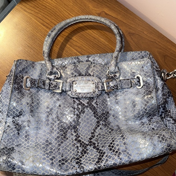 Snakeskin Michael Kors purse - Picture 2 of 5